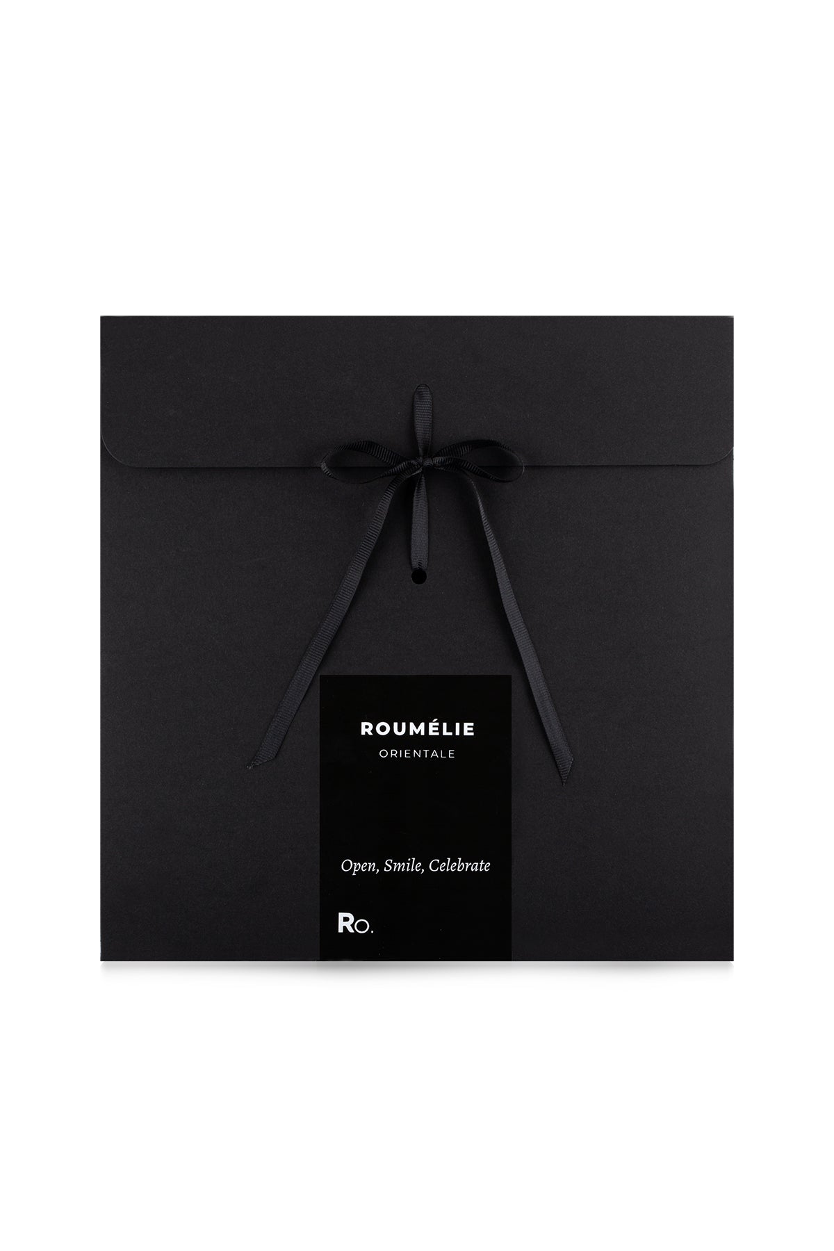 Pure Linen, Fringed Napkin Set of 4 - “White Palm Charm”